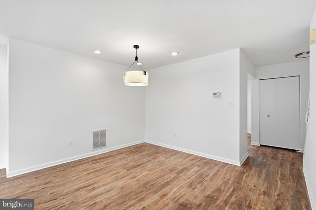 14734 YEARLING TER, Rockville, MD 20850
