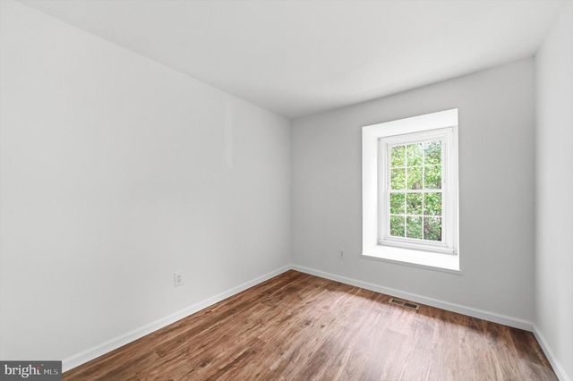 14734 YEARLING TER, Rockville, MD 20850