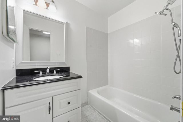 14734 YEARLING TER, Rockville, MD 20850