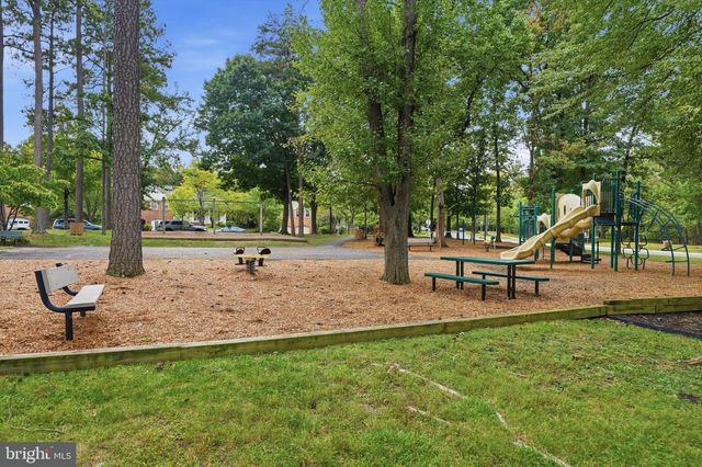 14734 YEARLING TER, Rockville, MD 20850
