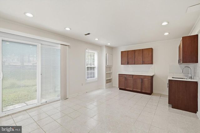 14734 YEARLING TER, Rockville, MD 20850