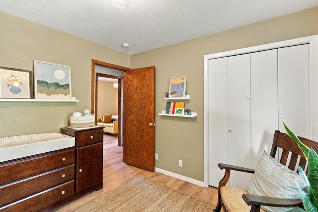 2262 Linwood Avenue E, Maplewood, MN 55119