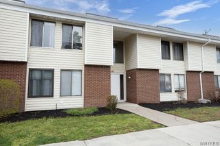 45 Bee Hunter Court D, Amherst, NY 14051