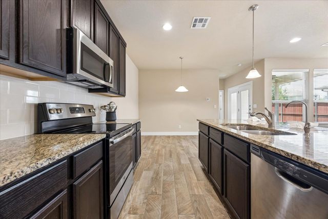 457 High Tech DR 7F, Georgetown, TX 78626