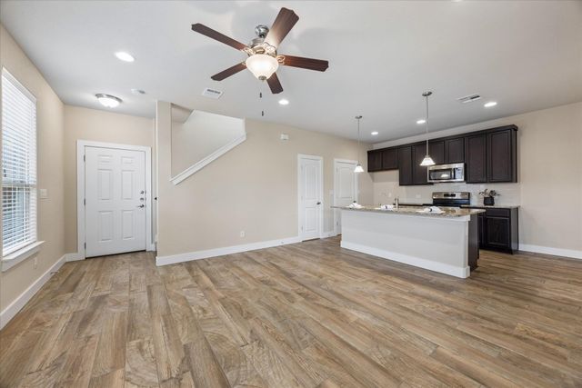 457 High Tech DR 7F, Georgetown, TX 78626