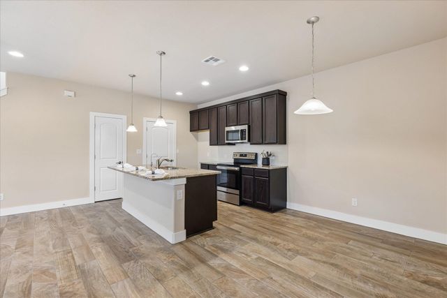 457 High Tech DR 7F, Georgetown, TX 78626