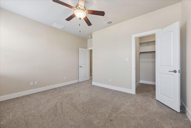 457 High Tech DR 7F, Georgetown, TX 78626