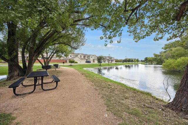 457 High Tech DR 7F, Georgetown, TX 78626