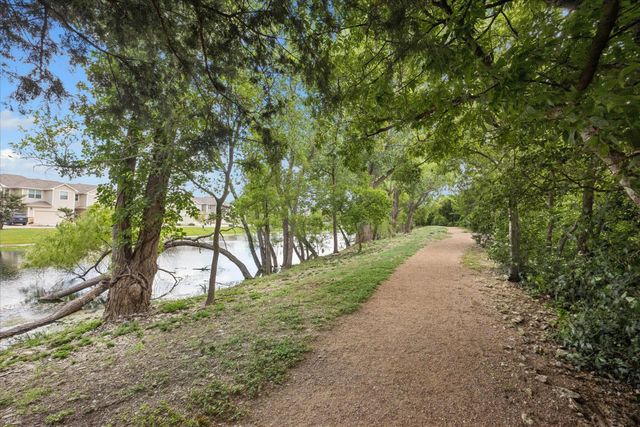 457 High Tech DR 7F, Georgetown, TX 78626