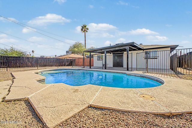 1351 N 39TH Avenue, Phoenix, AZ 85009