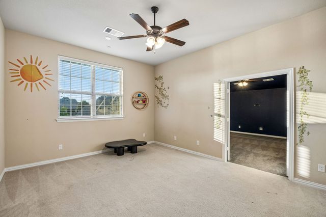 1100 Broadmoor Way, Roanoke, TX 76262