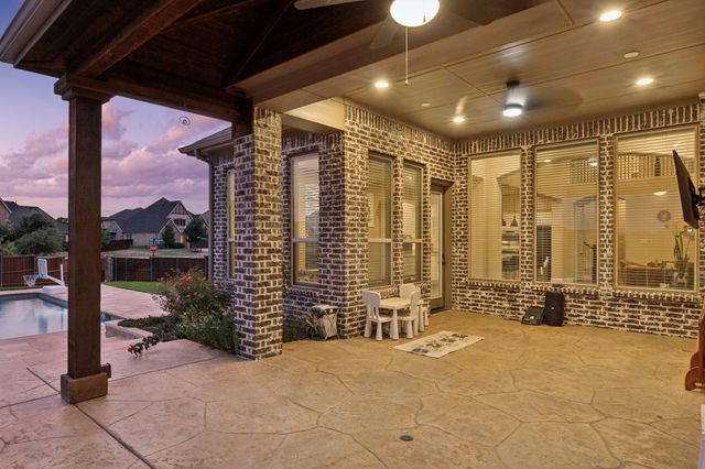 1100 Broadmoor Way, Roanoke, TX 76262