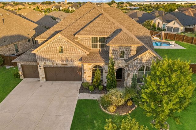 1100 Broadmoor Way, Roanoke, TX 76262