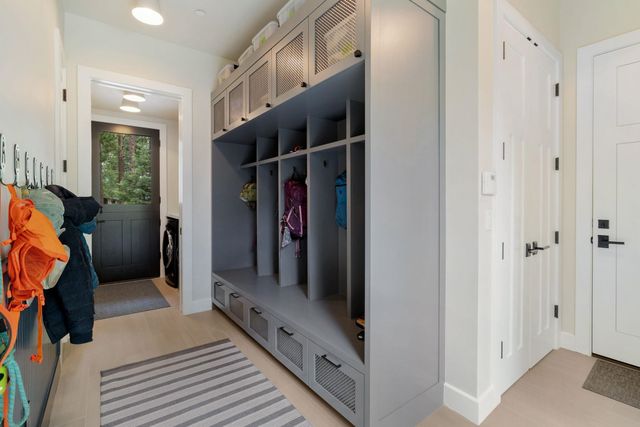 377 James McIver, Truckee, CA 96161