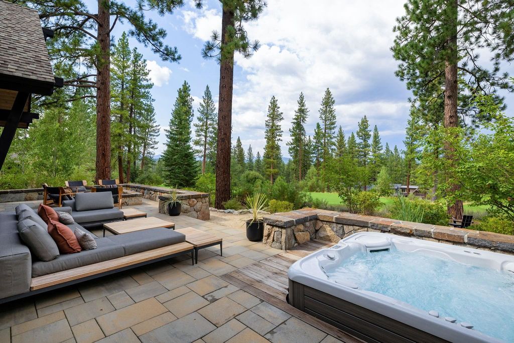 377 James McIver, Truckee, CA 96161