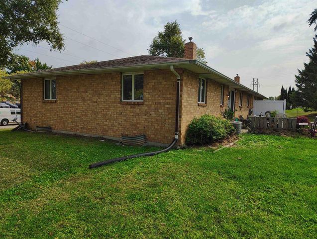 801 HILLCREST HEIGHTS, Green Bay, WI 54313