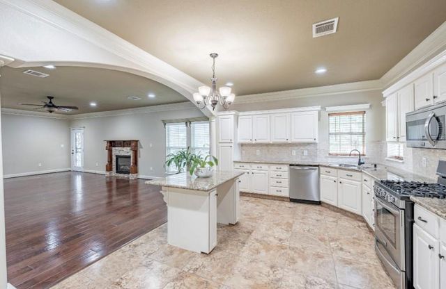 11955 Silver Leaf Court, Conroe, TX 77385