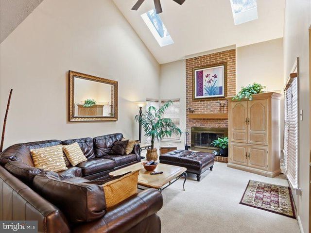 213 BRISTOL DOWNS DR, Gaithersburg, MD 20877