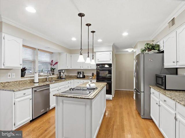 213 BRISTOL DOWNS DR, Gaithersburg, MD 20877