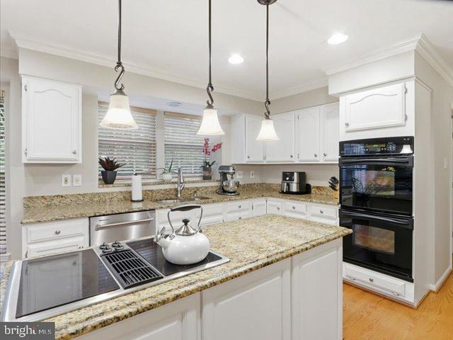 213 BRISTOL DOWNS DR, Gaithersburg, MD 20877