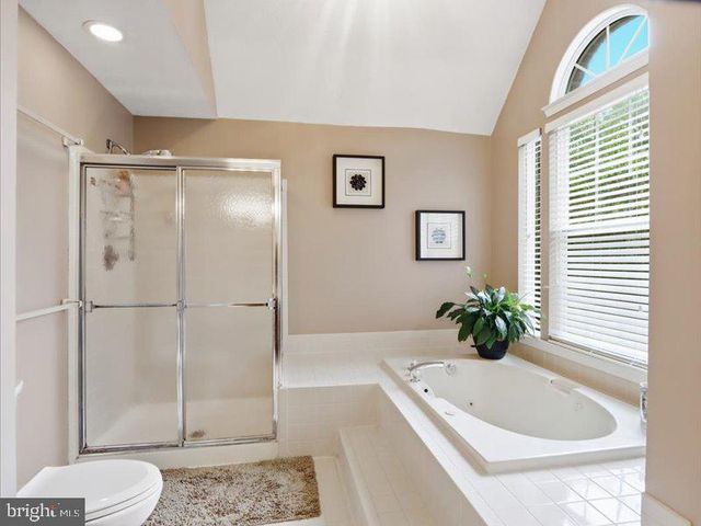 213 BRISTOL DOWNS DR, Gaithersburg, MD 20877