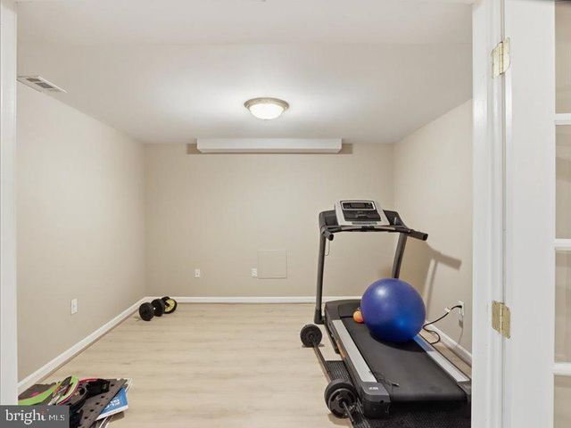 213 BRISTOL DOWNS DR, Gaithersburg, MD 20877
