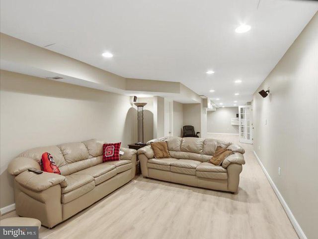213 BRISTOL DOWNS DR, Gaithersburg, MD 20877