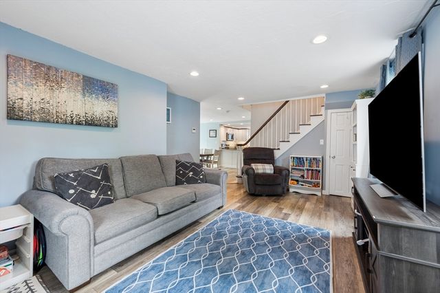 23 Belmont St, Abington, MA 02351