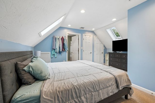 23 Belmont St, Abington, MA 02351