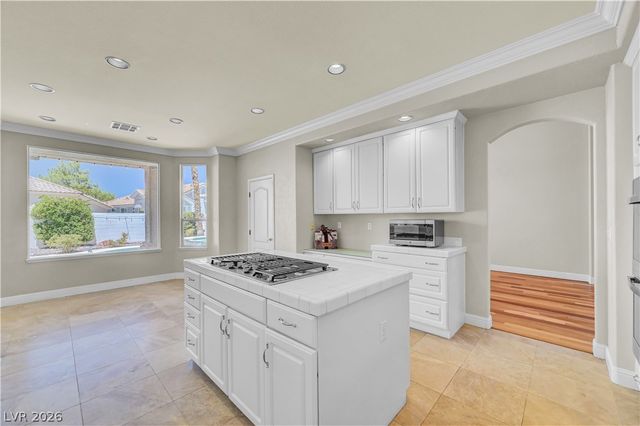 8816 Montagna Drive, Las Vegas, NV 89134