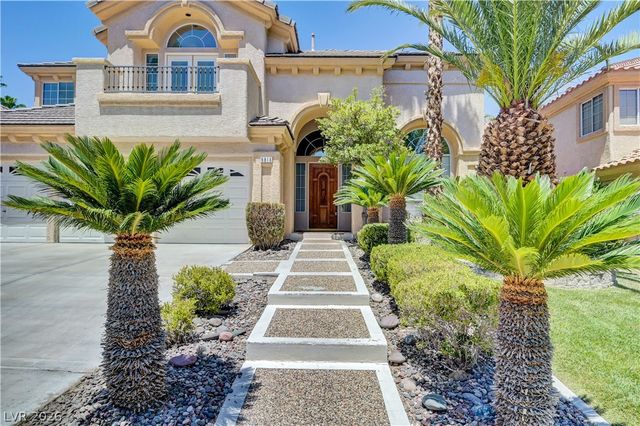 8816 Montagna Drive, Las Vegas, NV 89134