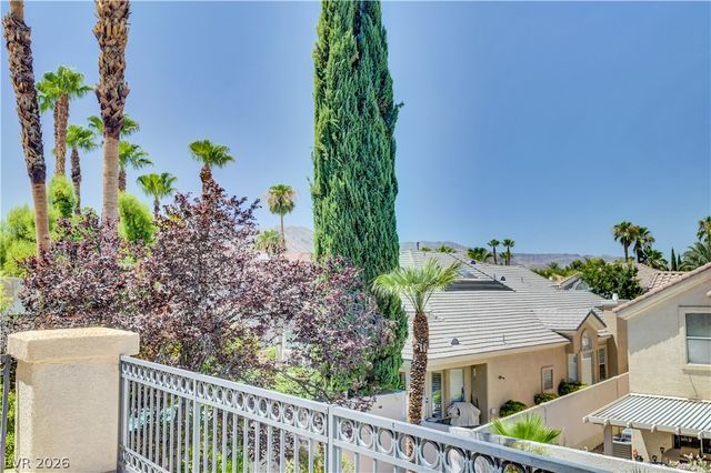 8816 Montagna Drive, Las Vegas, NV 89134