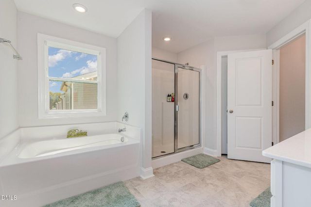 500 Barrington Row Avenue, Zebulon, NC 27597