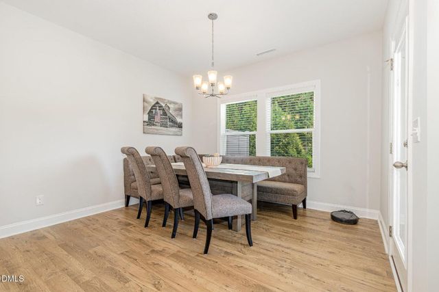 500 Barrington Row Avenue, Zebulon, NC 27597