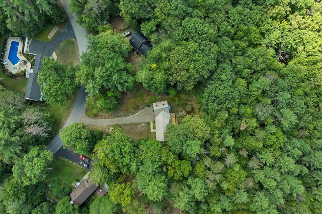 41 Haywagon Road, Gilford, NH 03249