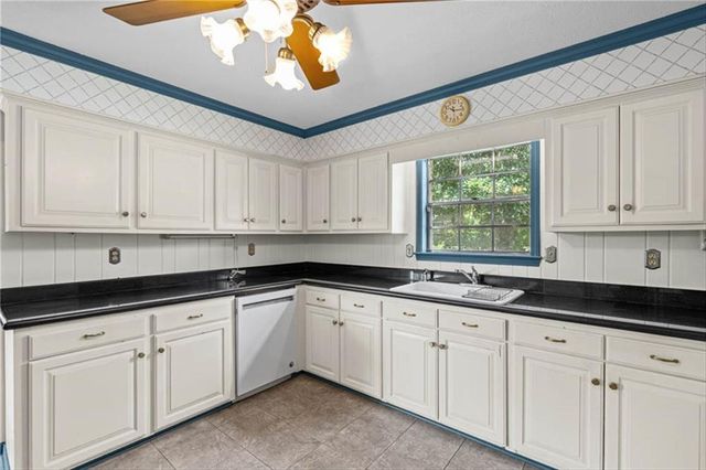 4167 Skywood Lane, Mobile, AL 36693