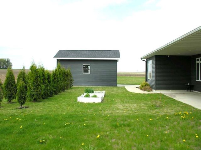 530 S Randolph Street, Stacyville, IA 50476