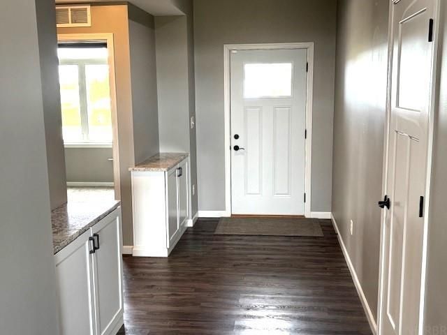 530 S Randolph Street, Stacyville, IA 50476