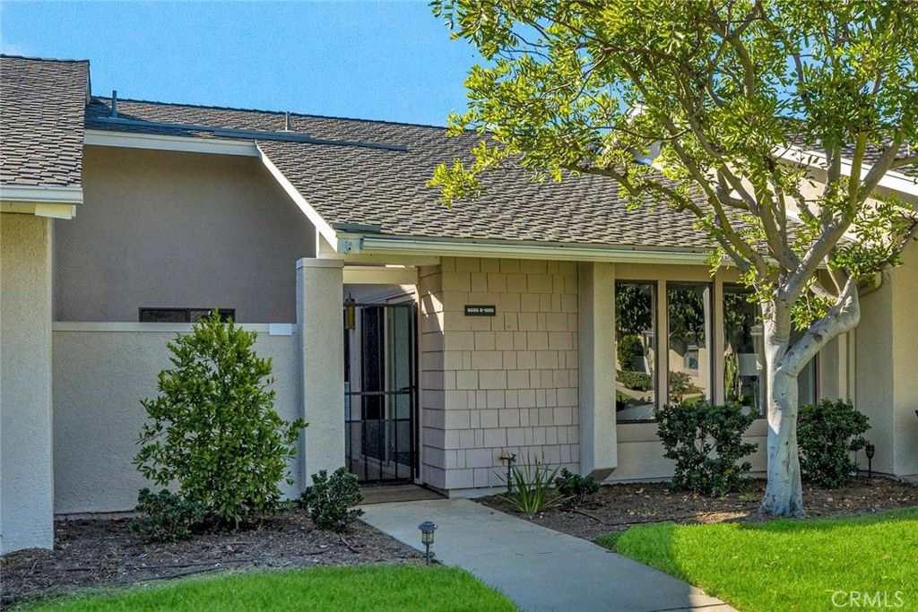 8605 Solano 1005-B, Huntington Beach, CA 92646 — exterior