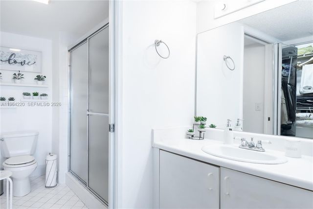 571 SW 141st Avenue 207N, Pembroke Pines, FL 33027