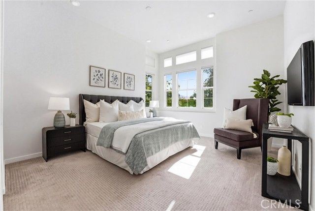 136 Acamar, Irvine, CA 92618