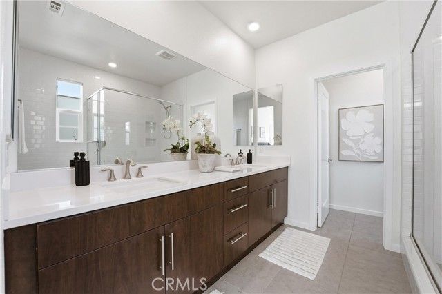 136 Acamar, Irvine, CA 92618