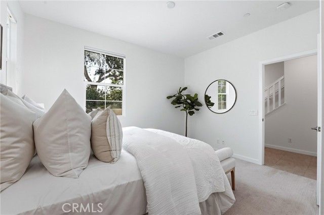 136 Acamar, Irvine, CA 92618