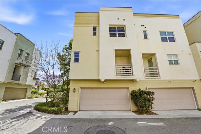 136 Acamar, Irvine, CA 92618