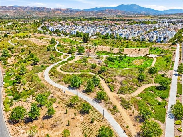 136 Acamar, Irvine, CA 92618