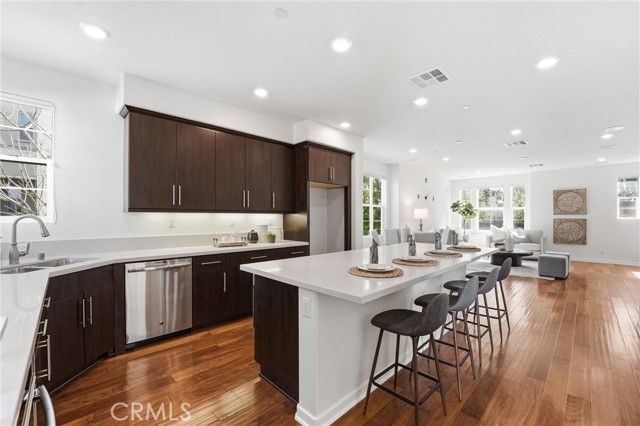 136 Acamar, Irvine, CA 92618