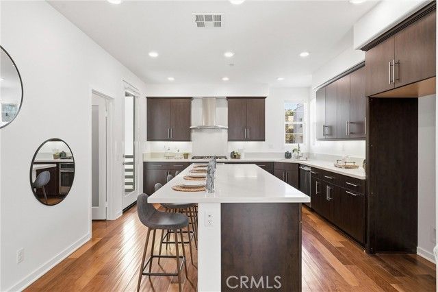 136 Acamar, Irvine, CA 92618