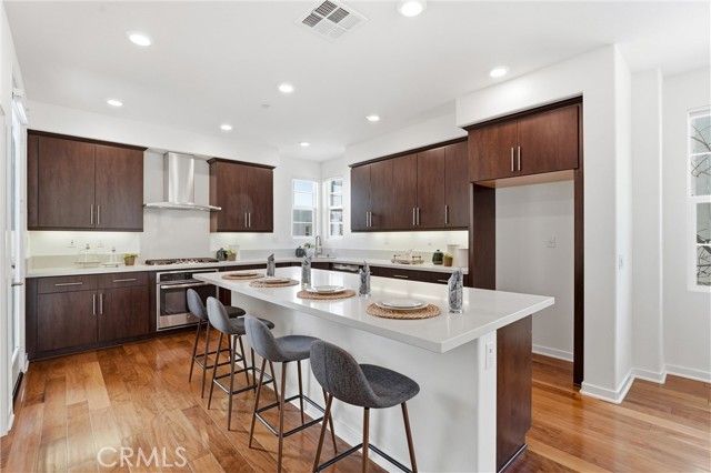 136 Acamar, Irvine, CA 92618