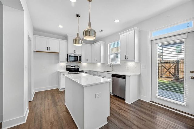 114 AUBURN VALLEY Way, Auburn, GA 30011