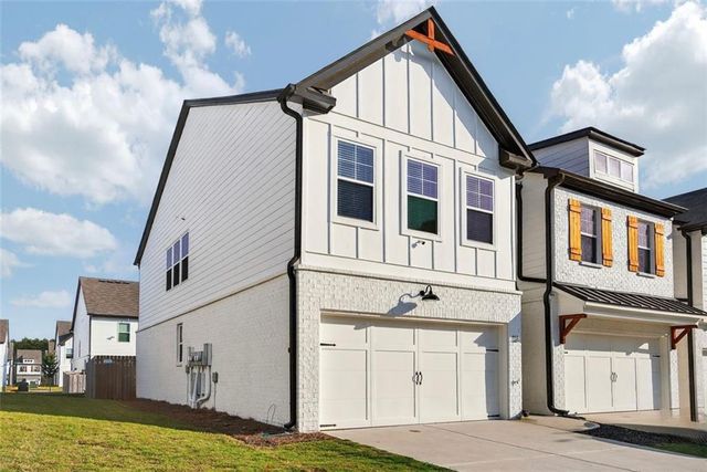 114 AUBURN VALLEY Way, Auburn, GA 30011